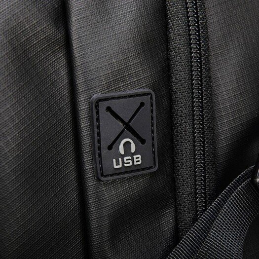 B00410 Laptop Backpacks