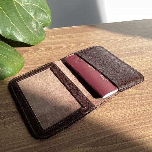 Brown leather wallet / passport holder SOLIER SW07