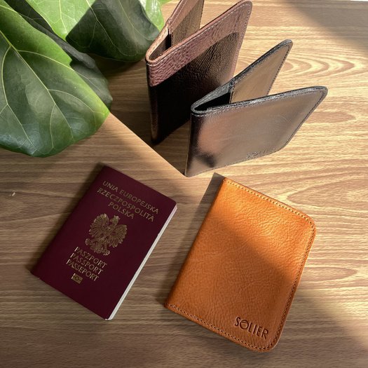 Brown leather wallet / passport holder SOLIER SW07