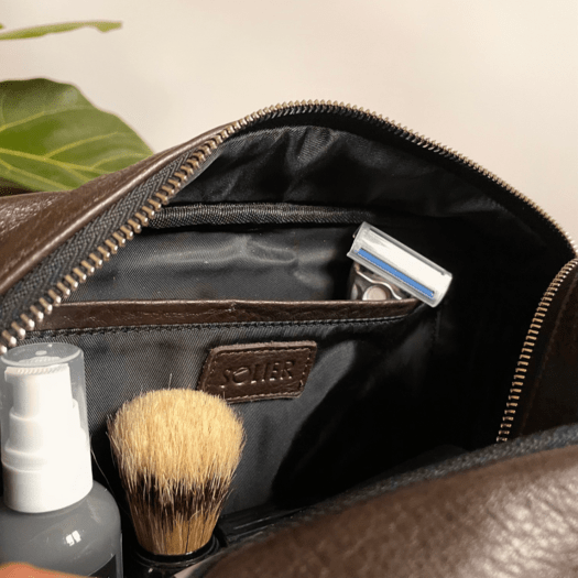 Elegant leather men's beauty bag SOLIER SZETLAND