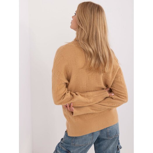 Sweter-AT-SW-2342-1.35-camelowy